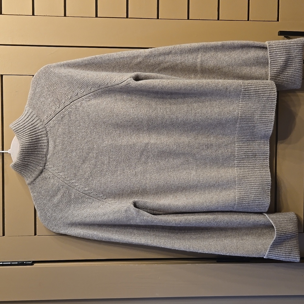 Reformation Garrett Cashmere Oversized Turtleneck Size XS - Picture 8 of 8